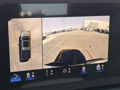 Used 2024 Chevrolet Silverado EV W/T image 4