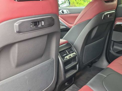 Used 2025 BMW X6 xDrive40i w/ Premium Package AWD/4WD image 18