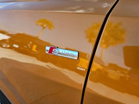 Used 2023 Audi Q8 Premium Plus w/ Premium Plus Package image 47