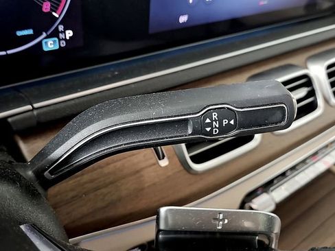 Used 2024 Mercedes-Benz GLE 450 4MATIC image 15