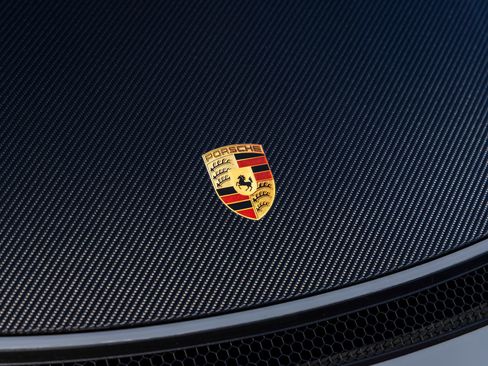 Certified 2025 Porsche 718 Cayman GT4 RS RWD image 18