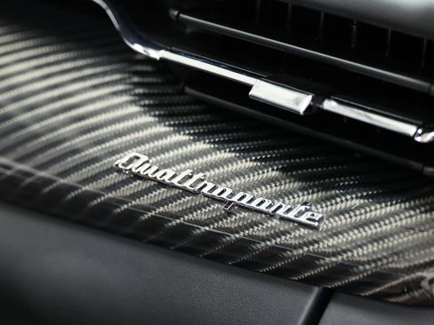 Used 2022 Maserati Quattroporte Trofeo RWD image 97