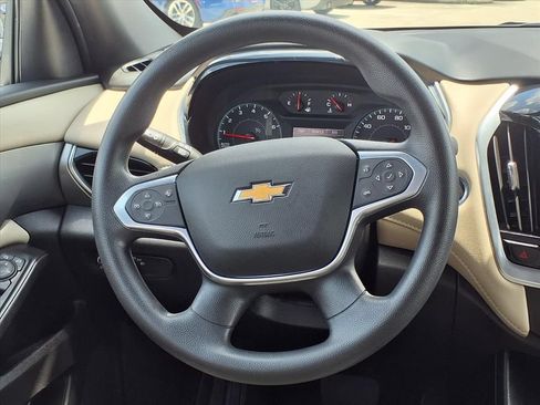 Used 2022 Chevrolet Traverse LS w/ LPO, Cargo Package FWD image 16