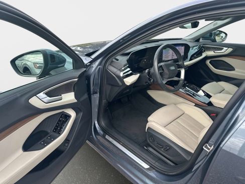 Used 2025 Audi A5 2.0T Premium Plus w/ Premium Plus AWD/4WD image 10