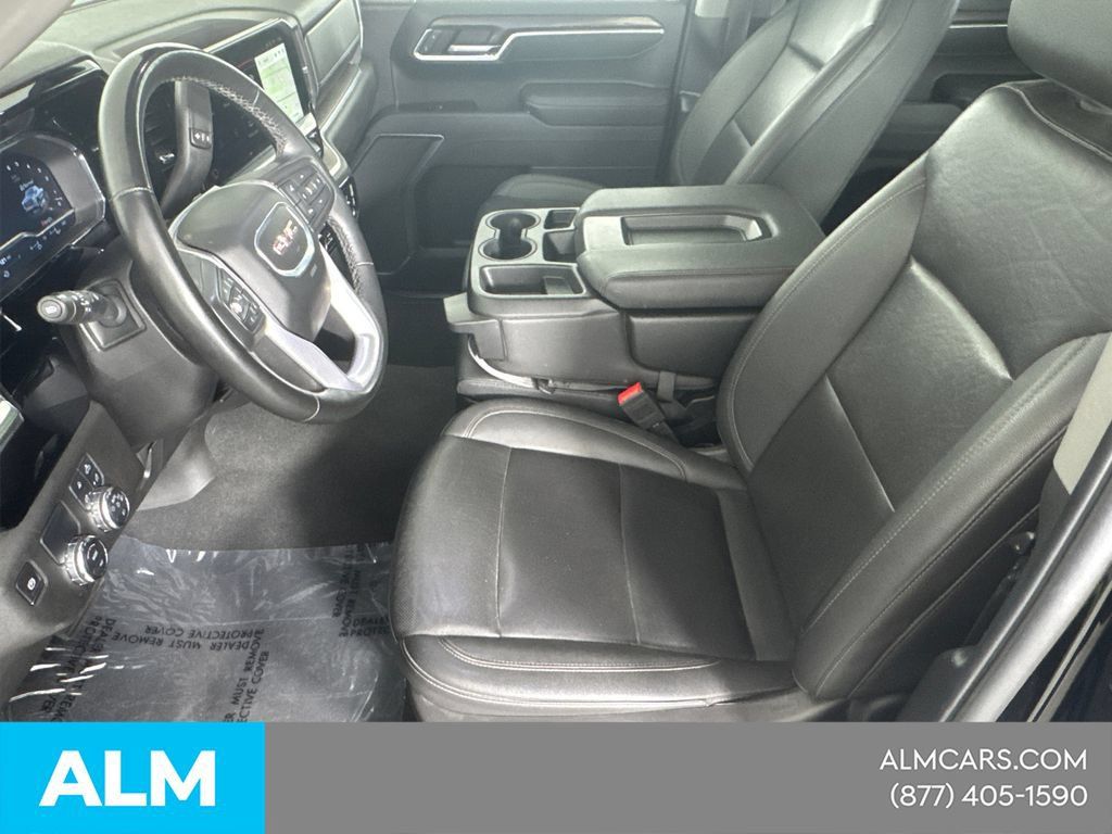 Used 2025 GMC Sierra 1500 SLT RWD image 11