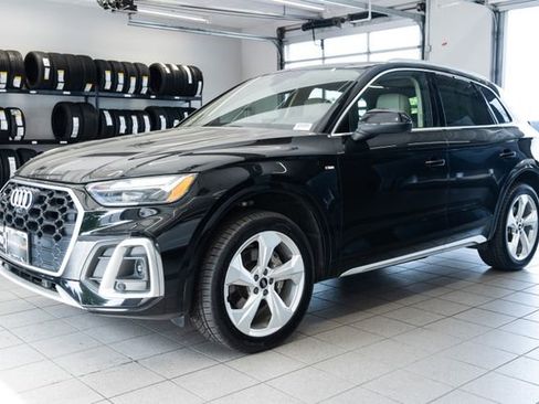 Certified 2023 Audi Q5 2.0T Premium Plus w/ Premium Plus Package AWD/4WD image 3