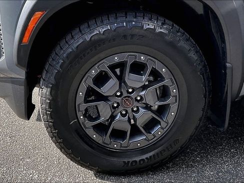Used 2024 Nissan Frontier Pro-X w/ Pro Premium Package image 11