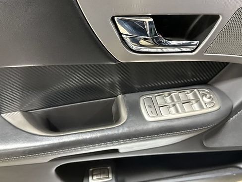 Used 2011 Jaguar XF Premium RWD image 22
