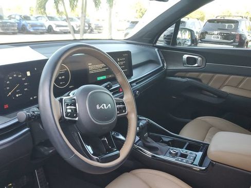 Used 2024 Kia Sorento SX Prestige w/ Olive Brown Leather Package AWD/4WD image 23