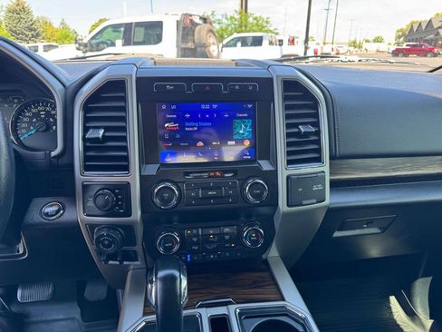 Used 2020 Ford F150 Lariat AWD/4WD image 24