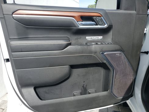 Used 2023 GMC Sierra 1500 Denali w/ Denali Reserve Package image 17