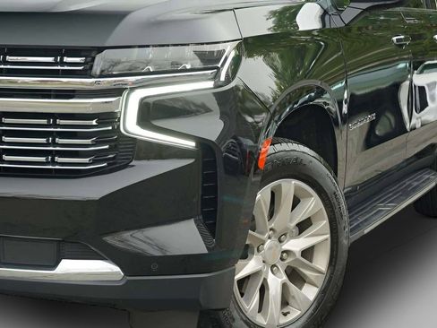 Used 2024 Chevrolet Suburban Premier image 44