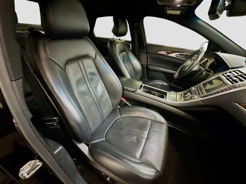 Used 2019 Lincoln MKZ Reserve image 34