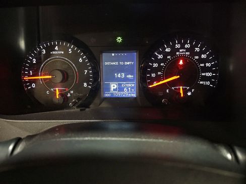 Used 2017 Toyota Sienna LE image 10