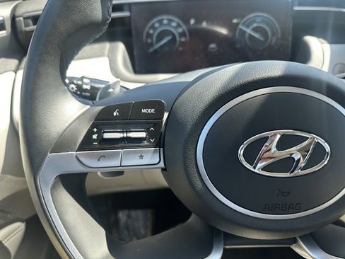 Used 2024 Hyundai Tucson Limited image 19
