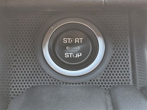 Used 2020 Land Rover Range Rover Sport HSE Dynamic image 21