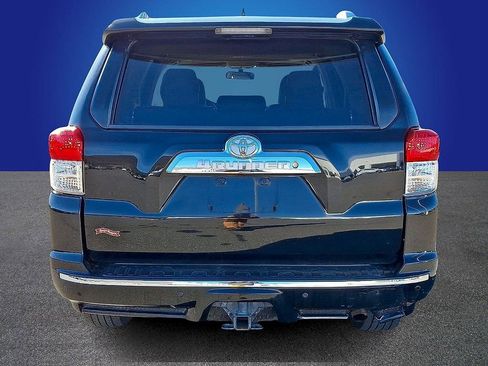 Used 2013 Toyota 4Runner SR5 w/ Convenience Pkg image 5