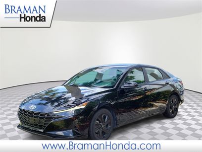 Used 2023 Hyundai Elantra Blue