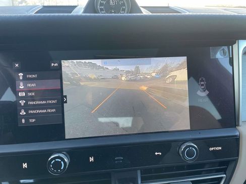 Used 2022 Porsche Macan S image 40