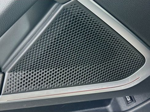 Used 2022 BMW Z4 sDrive30i w/ Premium Package image 19