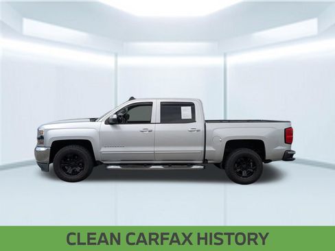 Used 2018 Chevrolet Silverado 1500 LT w/ Trailering Package RWD image 2