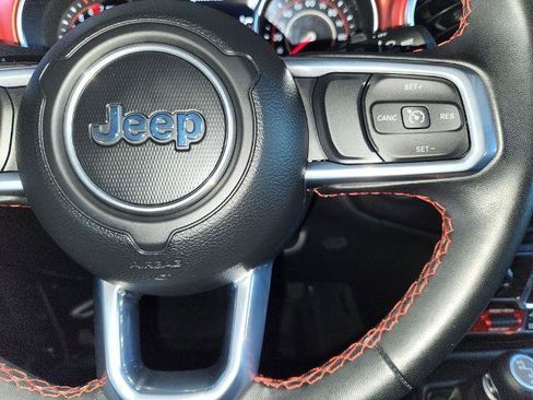 Used 2021 Jeep Wrangler Unlimited Rubicon AWD/4WD image 26