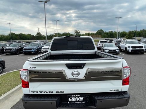 Used 2019 Nissan Titan Platinum Reserve w/ Platinum Utility Package AWD/4WD image 10