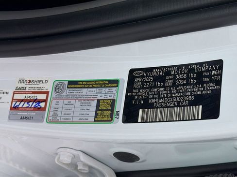 Used 2025 Hyundai Elantra Sport image 33