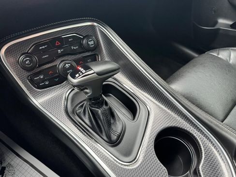 Used 2016 Dodge Challenger SRT Hellcat image 15