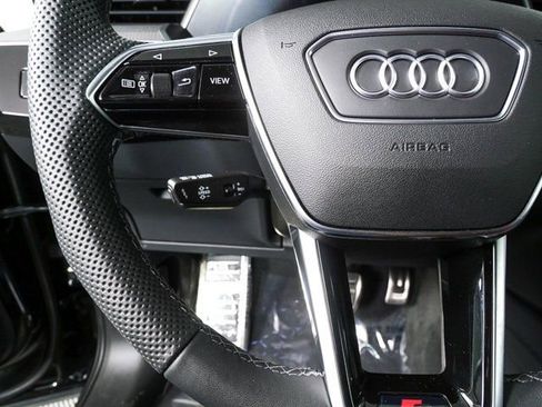 Used 2024 Audi SQ8 e-tron Premium Plus w/ Black Optic Package AWD/4WD image 10