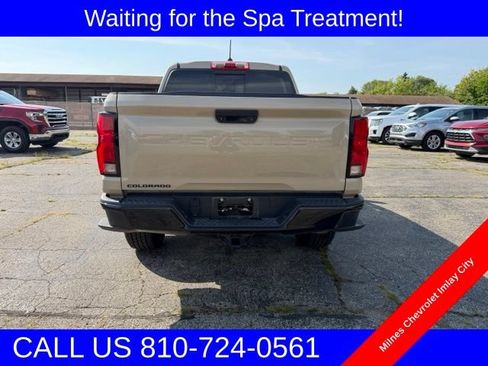 Certified 2023 Chevrolet Colorado Z71 w/ Z71 Convenience Package 2 AWD/4WD image 2