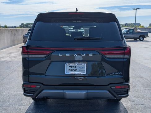 Used 2026 Lexus LX 600 4WD w/ Interior Upgrade Package image 4