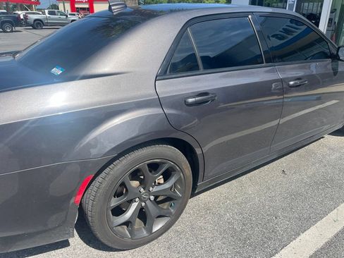 Used 2021 Chrysler 300 S w/ S Model Appearance Package RWD image 8