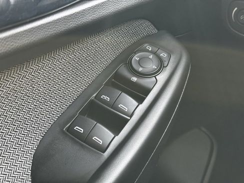 Certified 2021 Chevrolet TrailBlazer LT w/ Convenience Package image 27