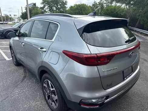 Used 2022 Kia Sportage EX w/ EX Technology Package FWD image 6