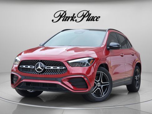 Certified 2025 Mercedes-Benz GLA 250 image 1