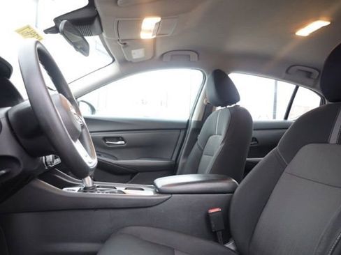 Used 2024 Nissan Sentra SV image 15
