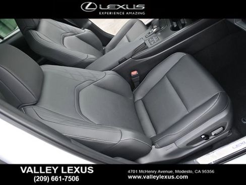 New 2026 Lexus UX 300h AWD image 20