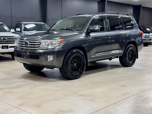 Used 2013 Toyota Land Cruiser AWD/4WD image 1