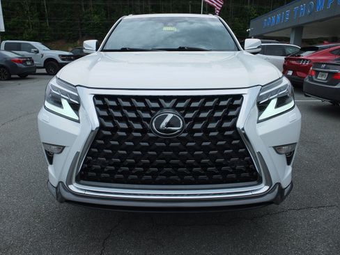Used 2020 Lexus GX 460 Luxury w/ Luxury Sport Package AWD/4WD image 8