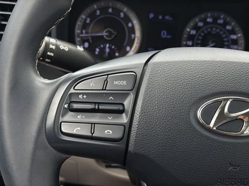 Used 2021 Hyundai Venue w/ Cargo Package FWD image 22