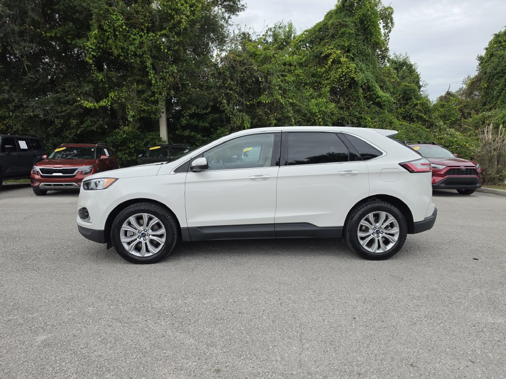 Used 2022 Ford Edge Titanium AWD/4WD image 6