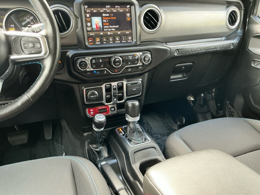 Used 2023 Jeep Wrangler Unlimited Rubicon 4xe w/ Cold Weather Group AWD/4WD image 12