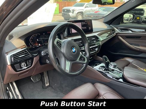 Used 2022 BMW 530i xDrive w/ M Sport Package AWD/4WD image 16