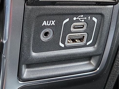 New 2026 Jeep Wrangler Unlimited Rubicon AWD/4WD image 17