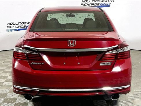 Used 2017 Honda Accord Sport Special Edition image 4