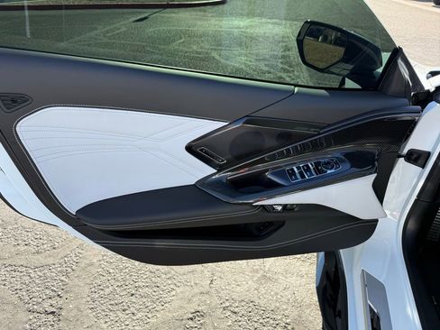 Used 2024 Chevrolet Corvette Z06 w/ Stealth Interior Trim Package image 21