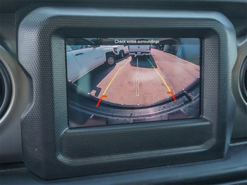 Used 2019 Jeep Wrangler Unlimited Sport S image 24