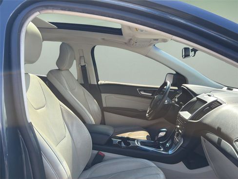 Used 2016 Ford Edge Titanium w/ Equipment Group 301A AWD/4WD image 13