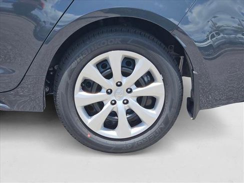 New 2025 Toyota Corolla LE image 9